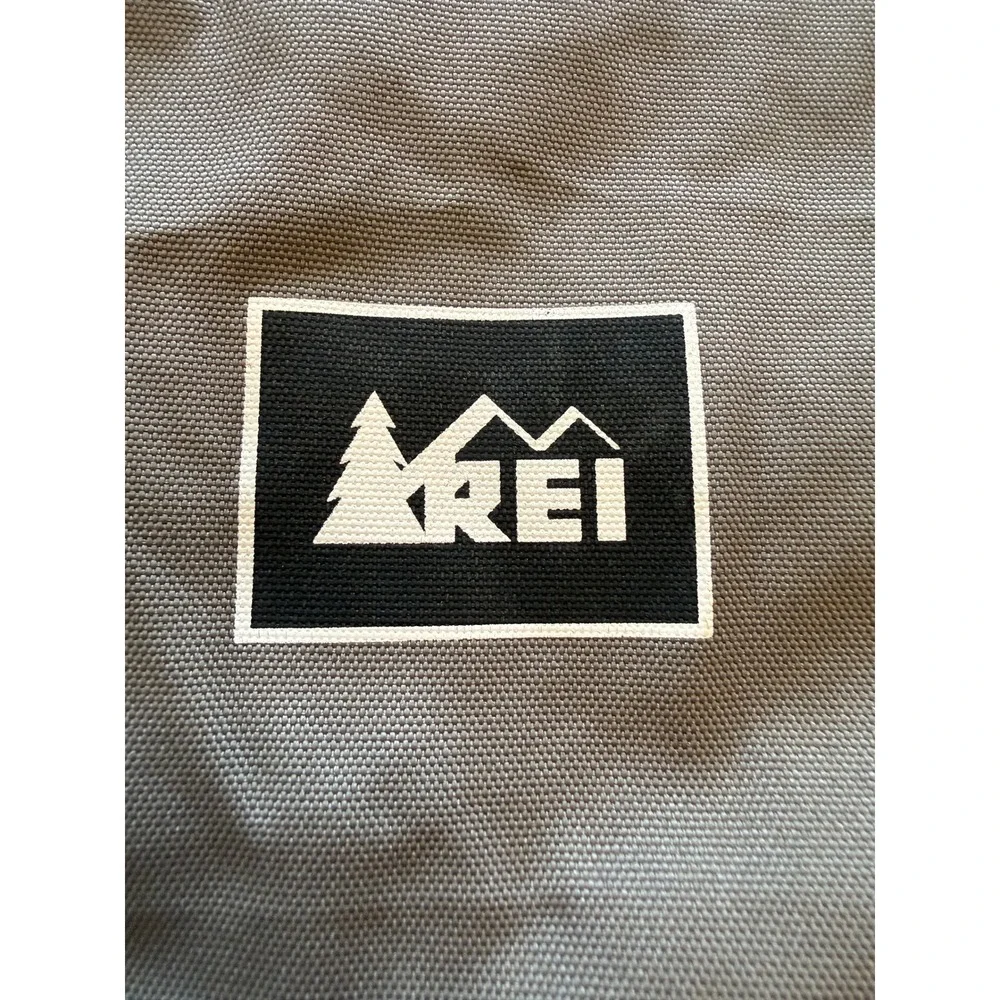 REI Roadtripper Duffel Bag Unisex Large Grey Good Camping Travel Gear